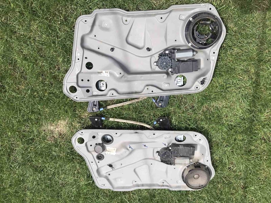 Склопідйомник Volkswagenй VAG Golf 4 Bora Гольф 4 Бора Skoda Octavia