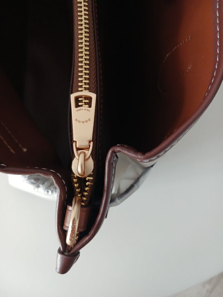 Сумка Coach в наявності  коач коч