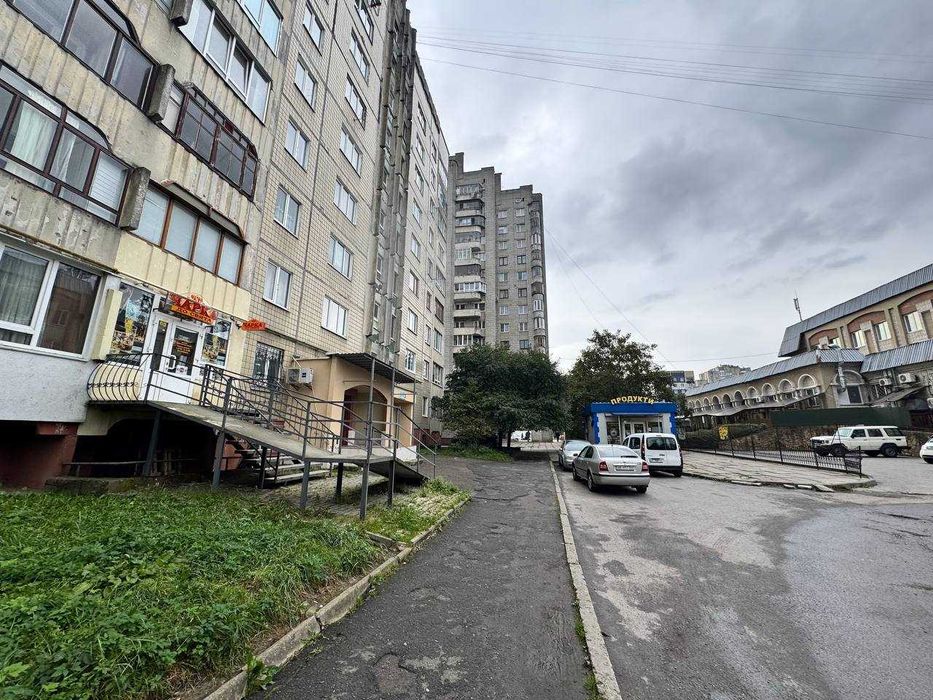 ПРОДАЖ магазину район "Санта-Барбара", пр. Червоної Калини. Є орендар!