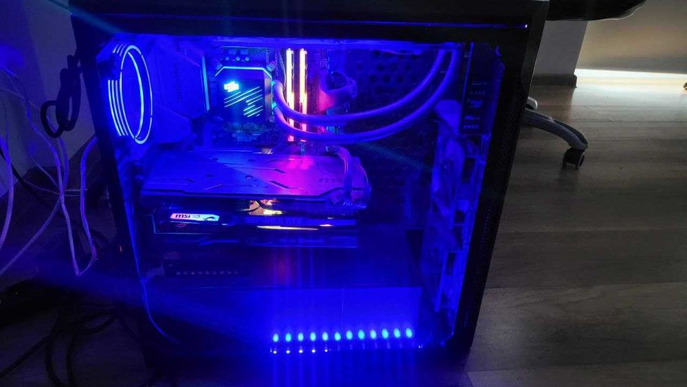 Komputer gamingowy – i5-9600K/RTX 2070 S/16GB RAM + Monitor SamsungC27