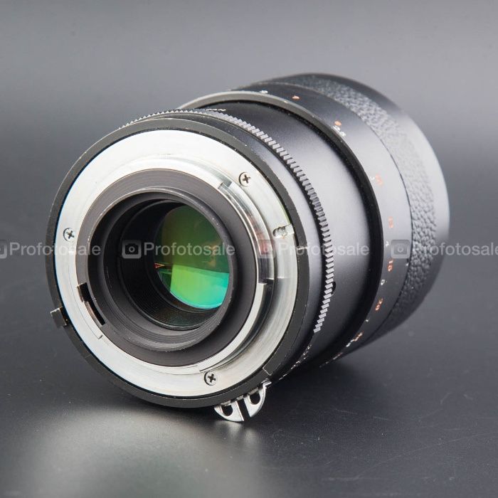 Об'єктив Nikon 135 mm 1:2.8 Avto DeJUR