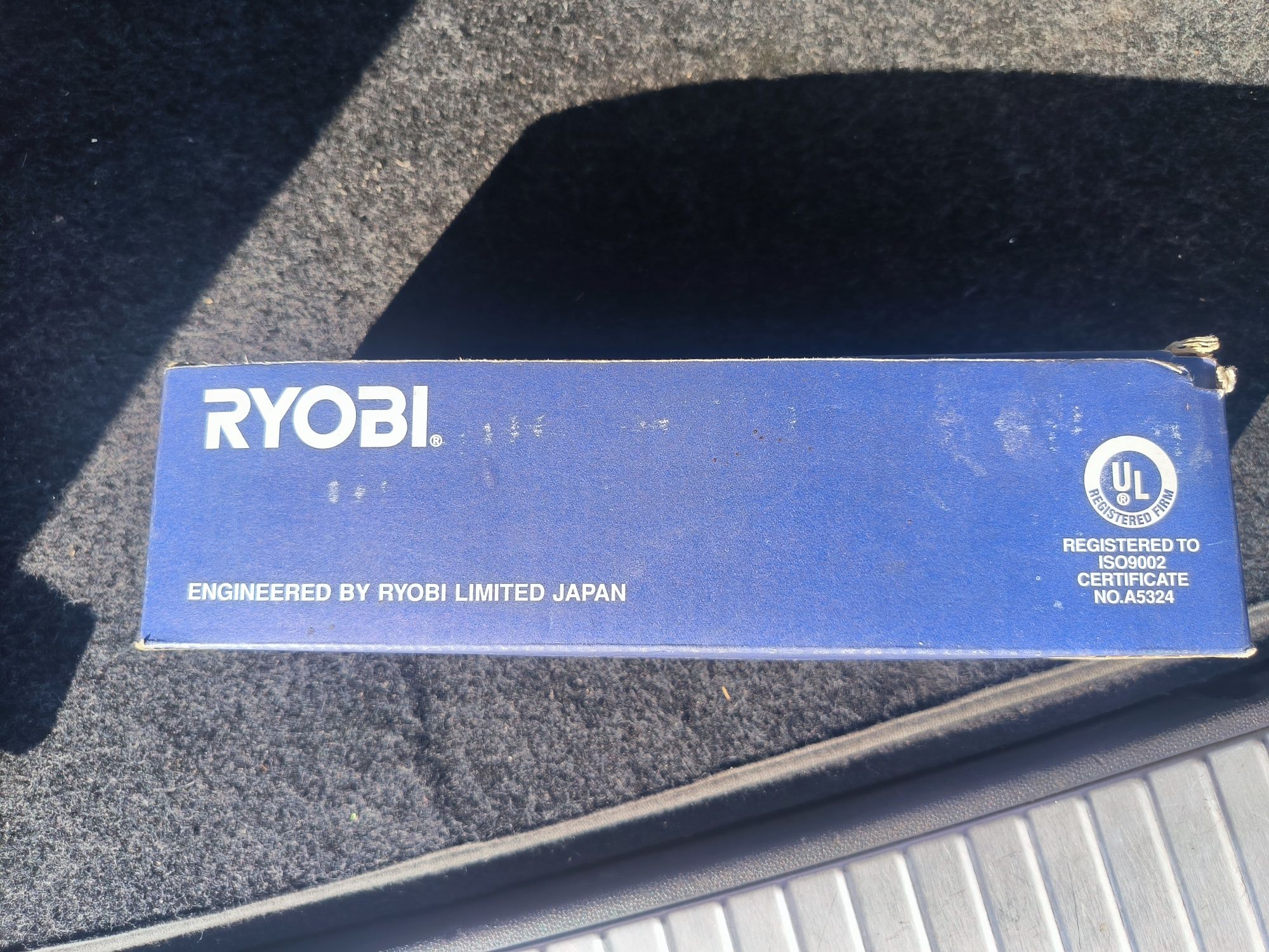 Доводчик, Дотягувач дверей RYOBI