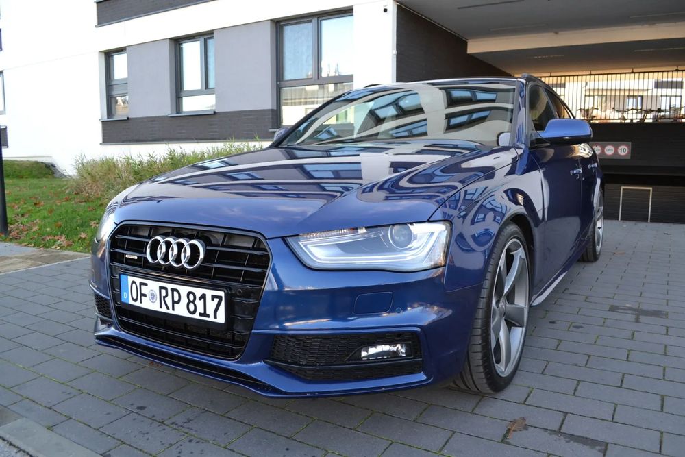 Audi A4 Avant S-LINE x 3 Quattro Automat Navi BiXenon Ledy Rotor 19"