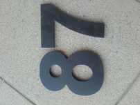 Numer na dom 87 lub 78