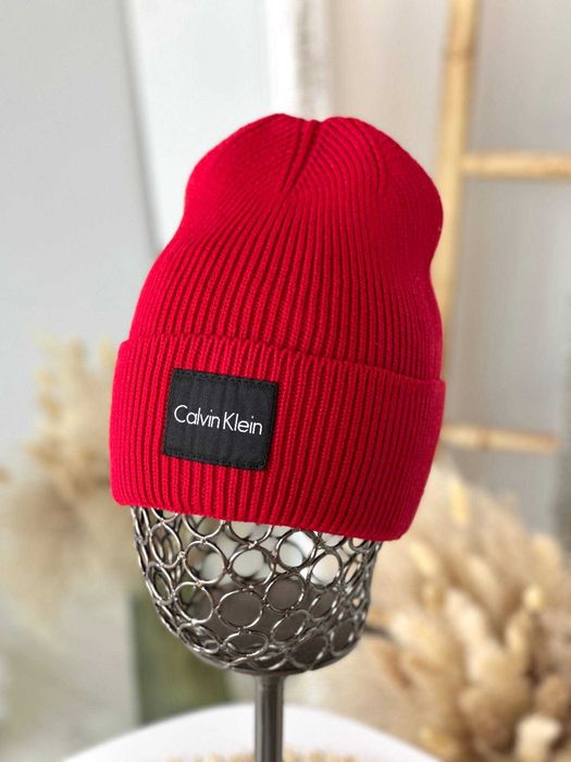 Шапка (Унісекс)
Calvin Klein