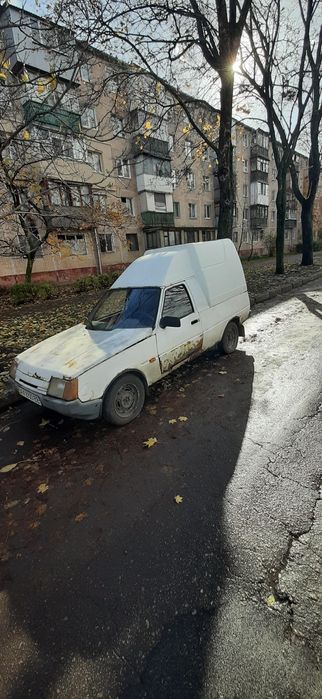 Машина Таврия Пикап