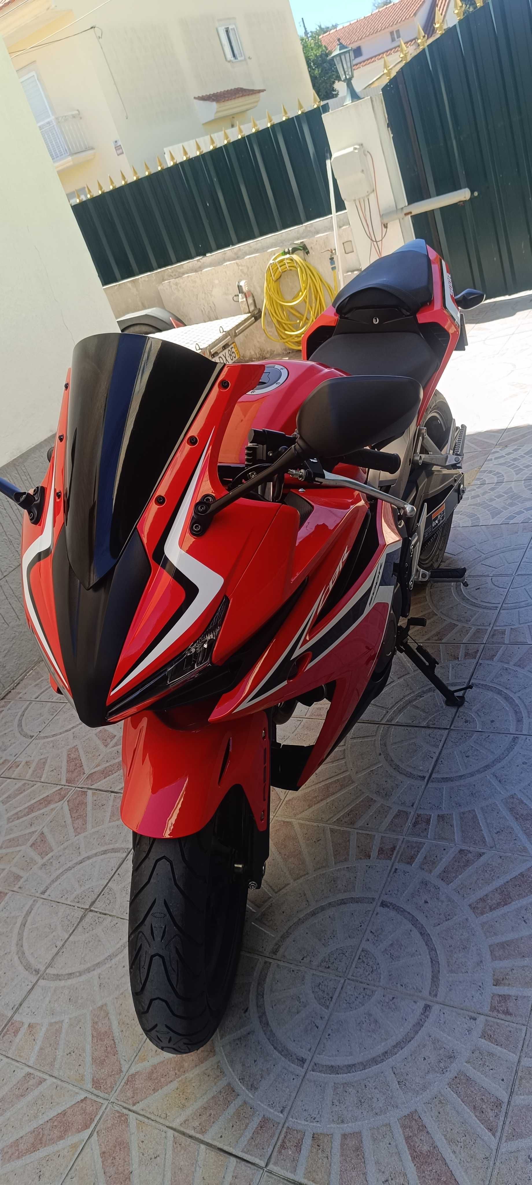 Honda CBR 500r 2019