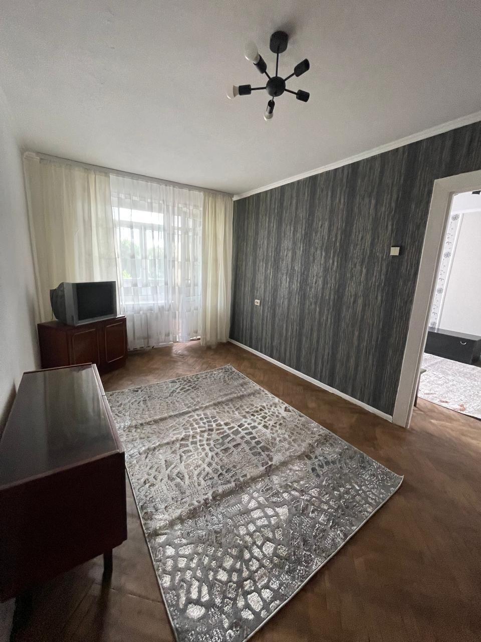 Здам квартиру 2 кімнатну по вул В.Великого через дорогу АТБ не