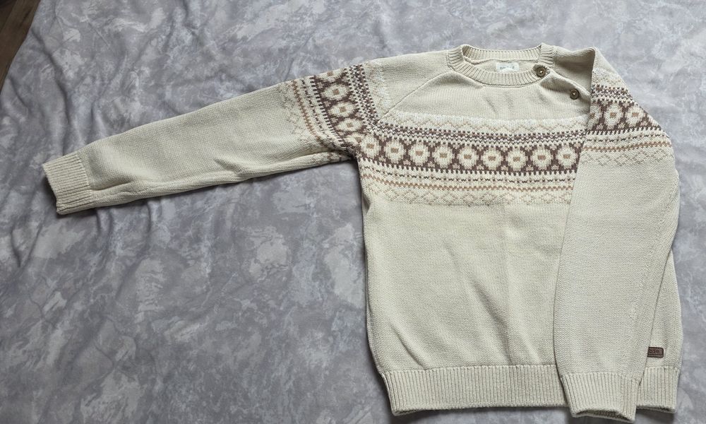 Sweterek chłopięcy 122-128 Newbie