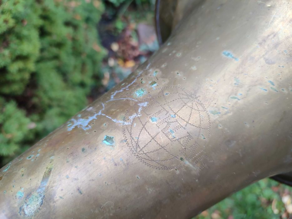 Stary instrument dęty saxhorn