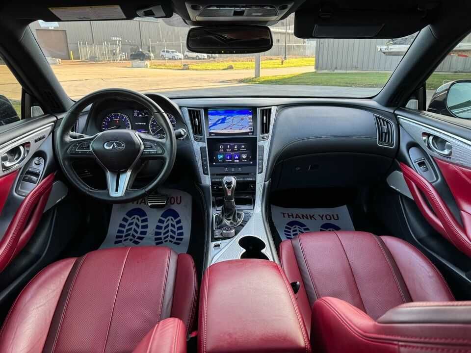 2019 Infiniti Q60 RED