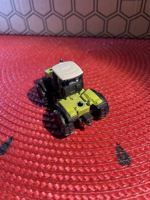 Siku traktor Claas xerion 1421