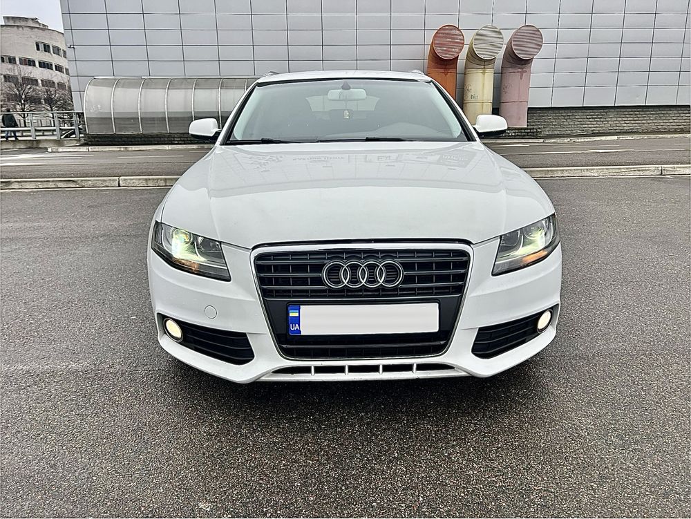 Audi A4 2.0 тді 2011 рік