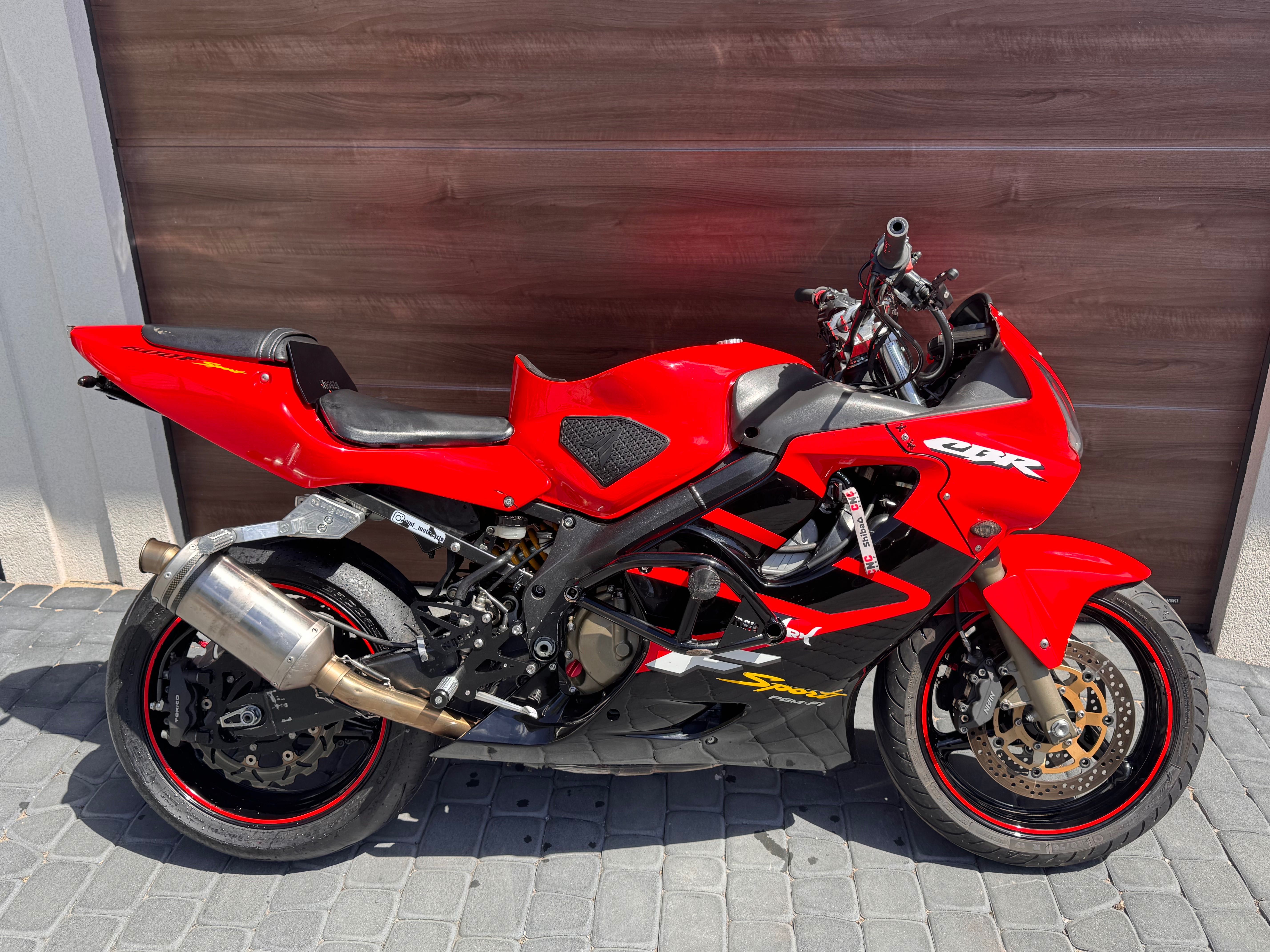 Honda CBR 600 F4i sport STUNT bez wkładu