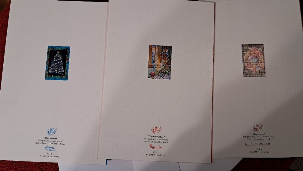 Kartki świąteczne malowane ustami i stopą