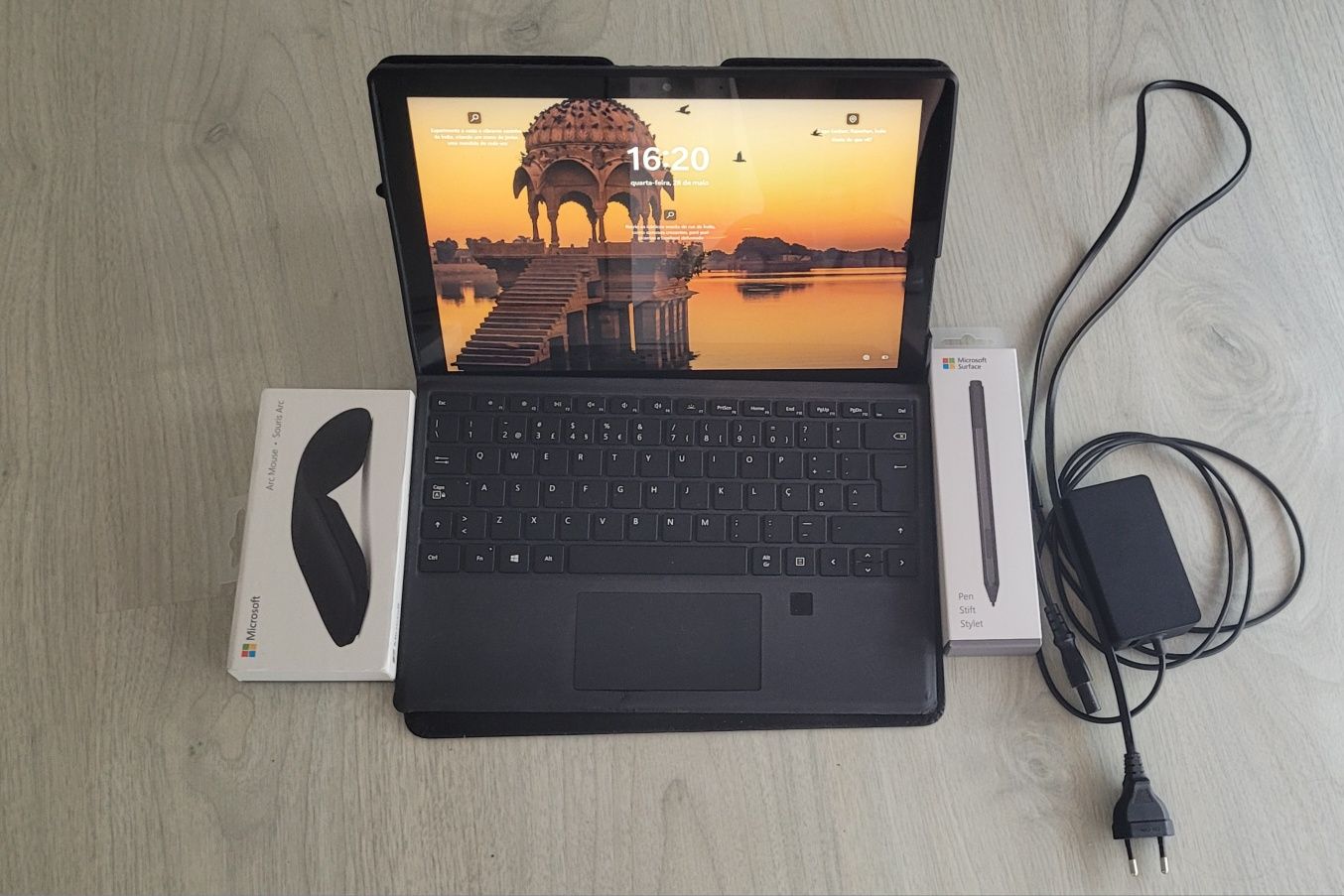 Computador/Surface pro 7 + teclado + caneta + arc mouse