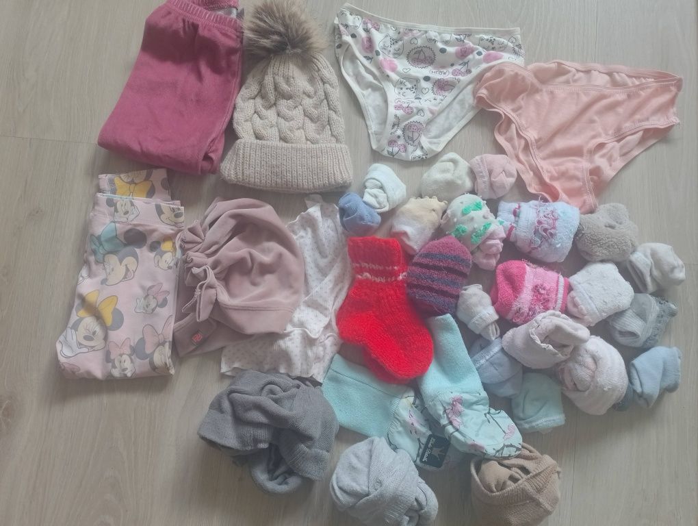 Sprzedam pakę ubrań dla dziewczynki 86- 98cm