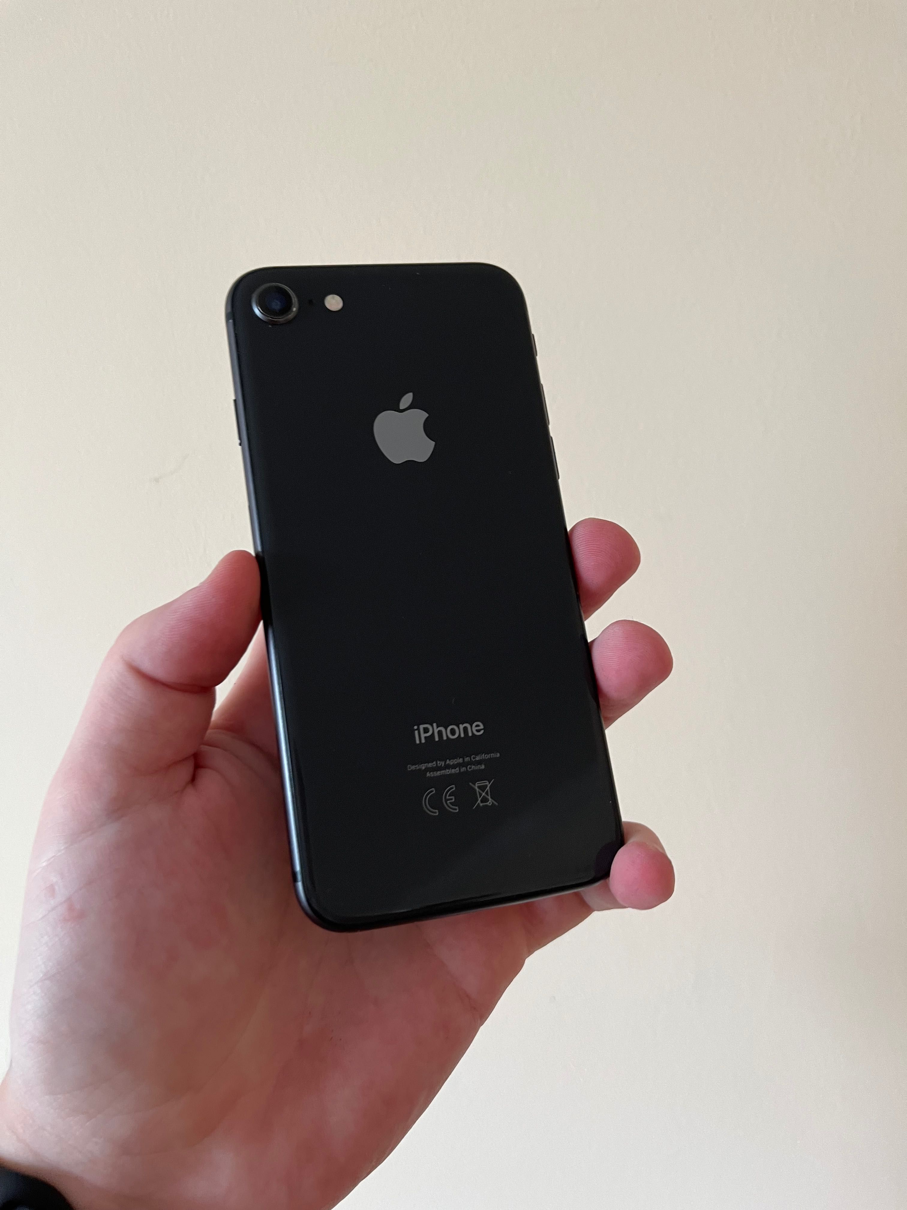 iPhone 8 SpacesGray Neverlock Айфон 8 Неверлок