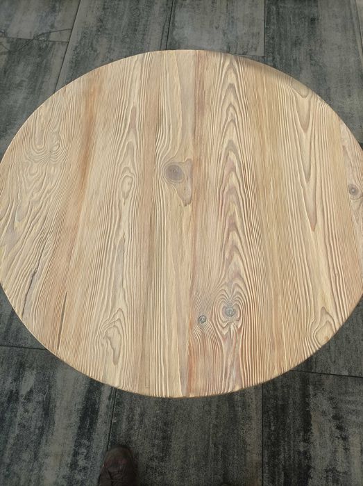stół okrągły drewniany