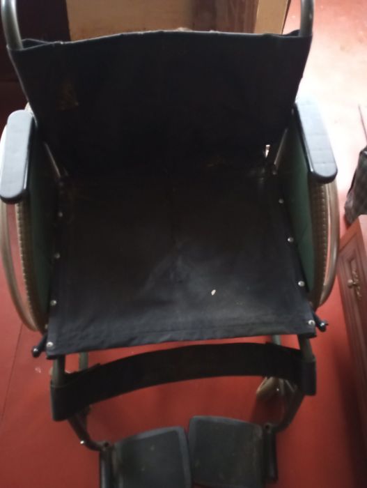 Продається інвалідна коляска