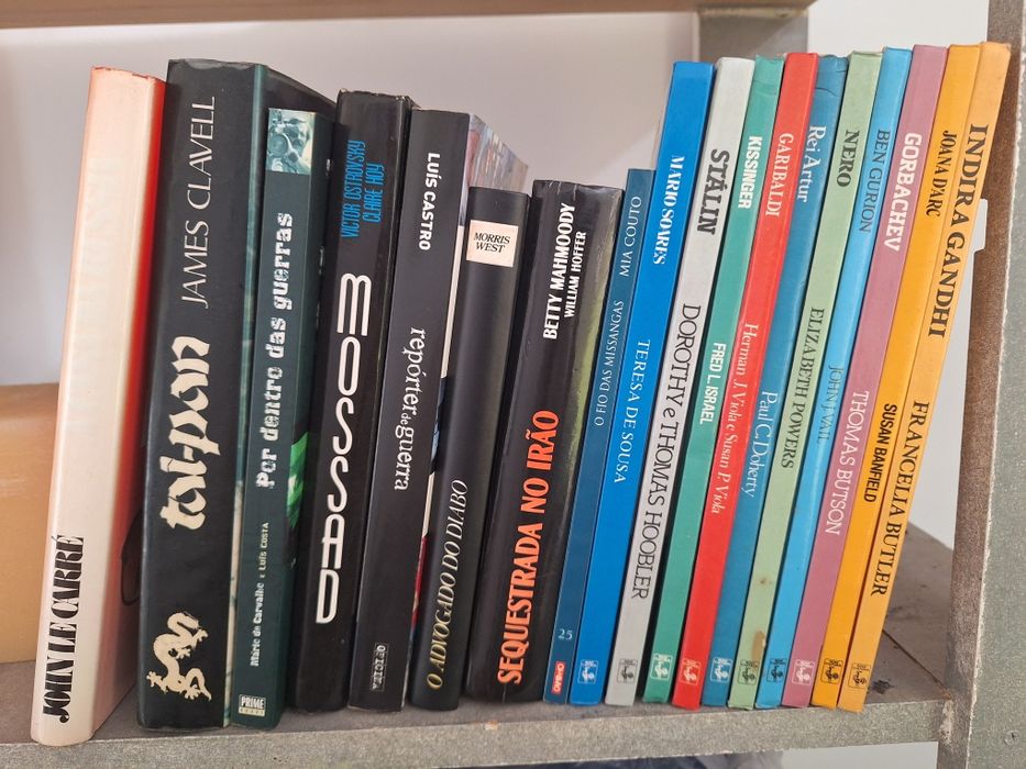 Lote de 18 livros