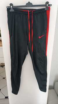 Spodnie sportowe Nike roz M