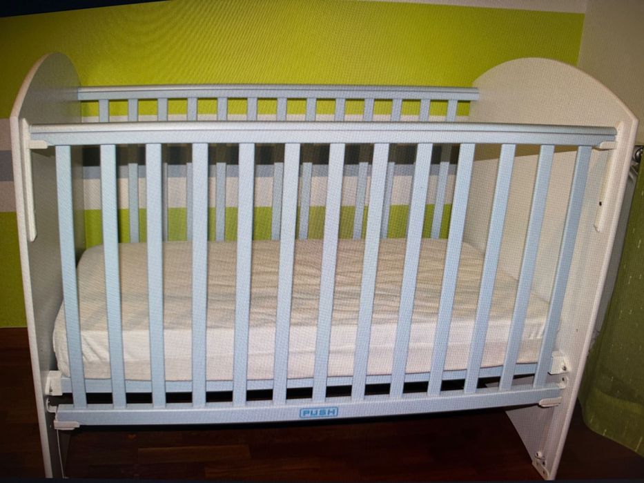 Cama de grades para bebé