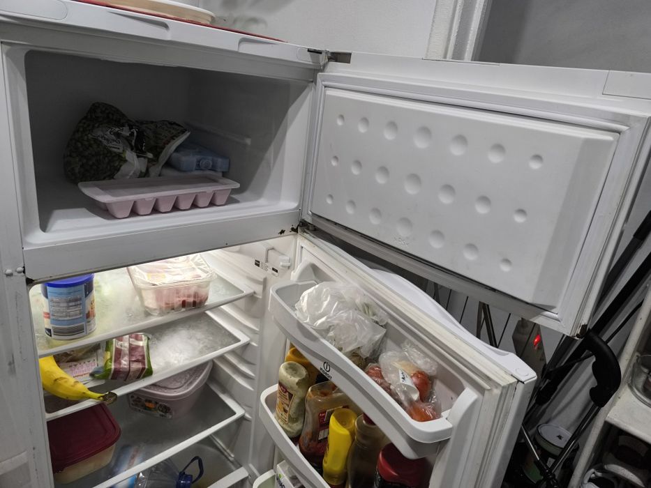 Frigorífico 140x55x53