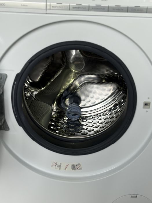 Пральна машина Siemens WM14Y74D iQ800 / інверторний мотор / Німеччина