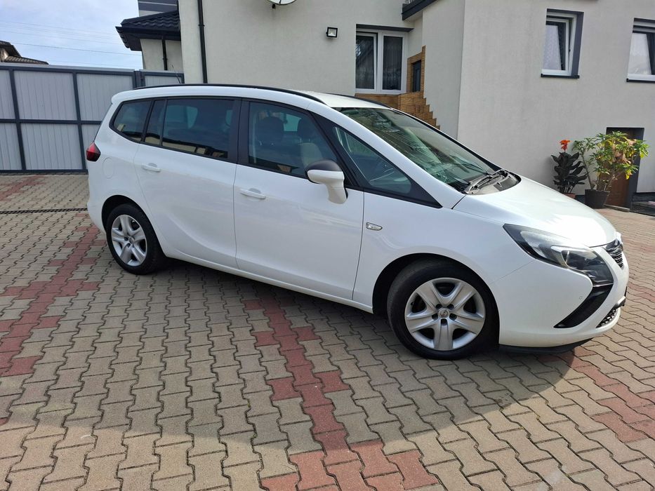 Opel Zafira 1.4 Benzyna 140KM_Serwis ASO_Bezwypadek_Zadbany