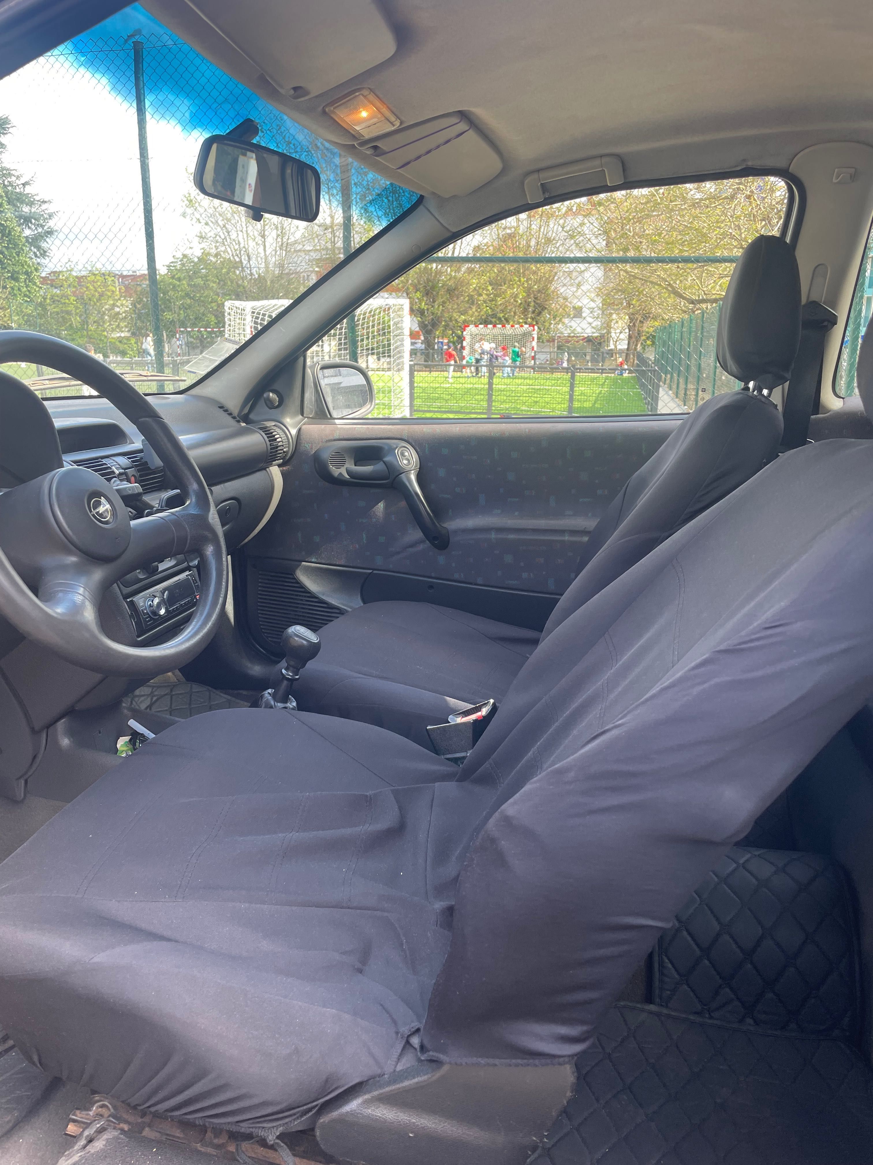 Opel Corsa 1.2 bem estimado