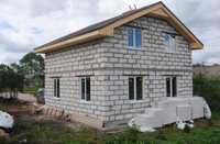Будівництво від фундаменту до даху