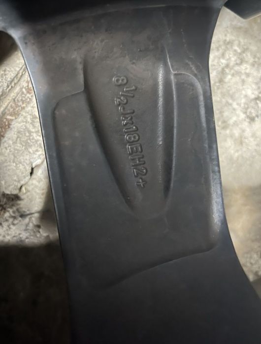 DOTZ HANZO 235/45 R18 ET30 5X112