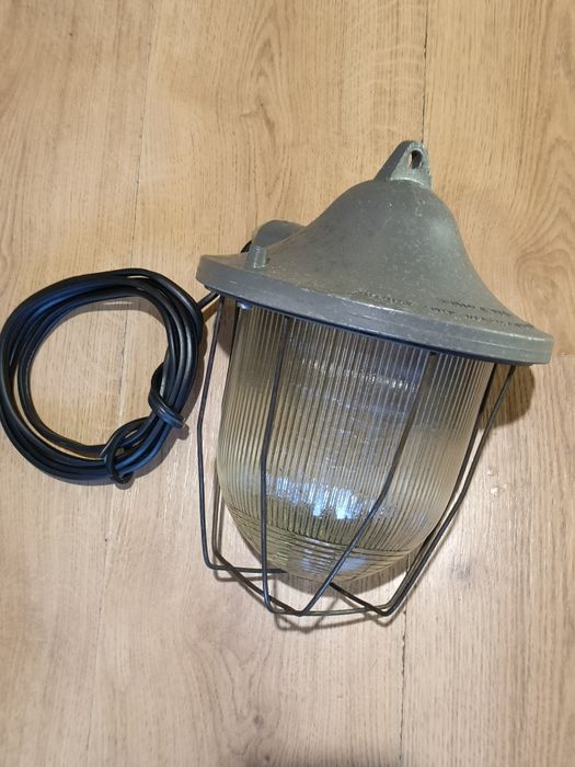 Stara Lampa POLAM-GDAŃSK C-200/A 220V 1x 200W AK11 (64) PRL Vintage