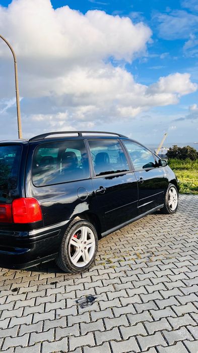 Seat Alhambra 1.9 TDI 140cv – 7 lugares – Teto Panorâmico – 2007