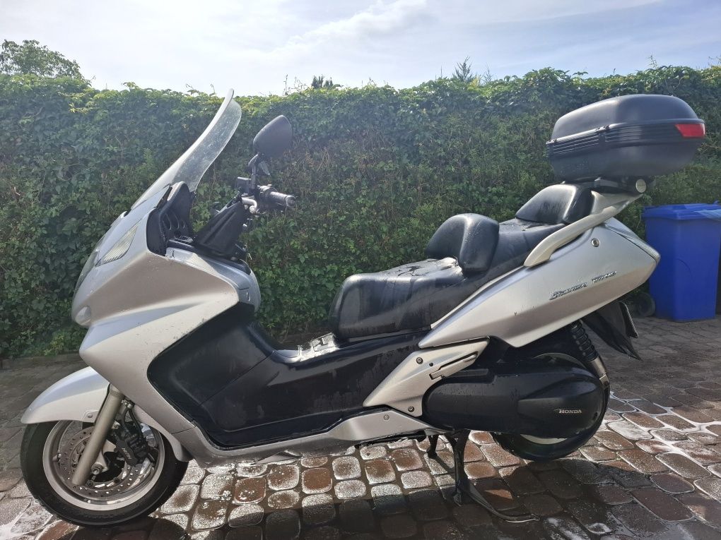 Honda fjs 600 silver wing