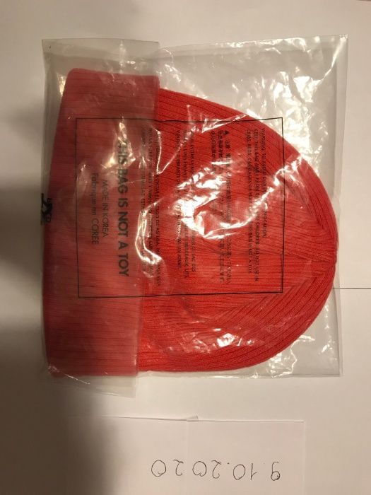 czerwona czapka palace beanie