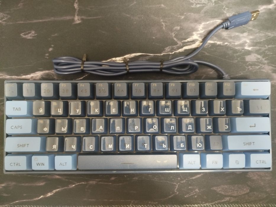 Продам клавіатуру