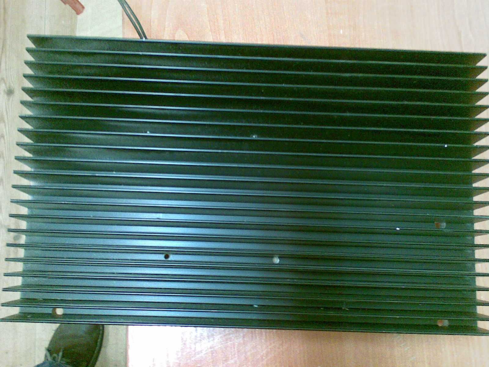 Radiator z diodami prostowniczymi