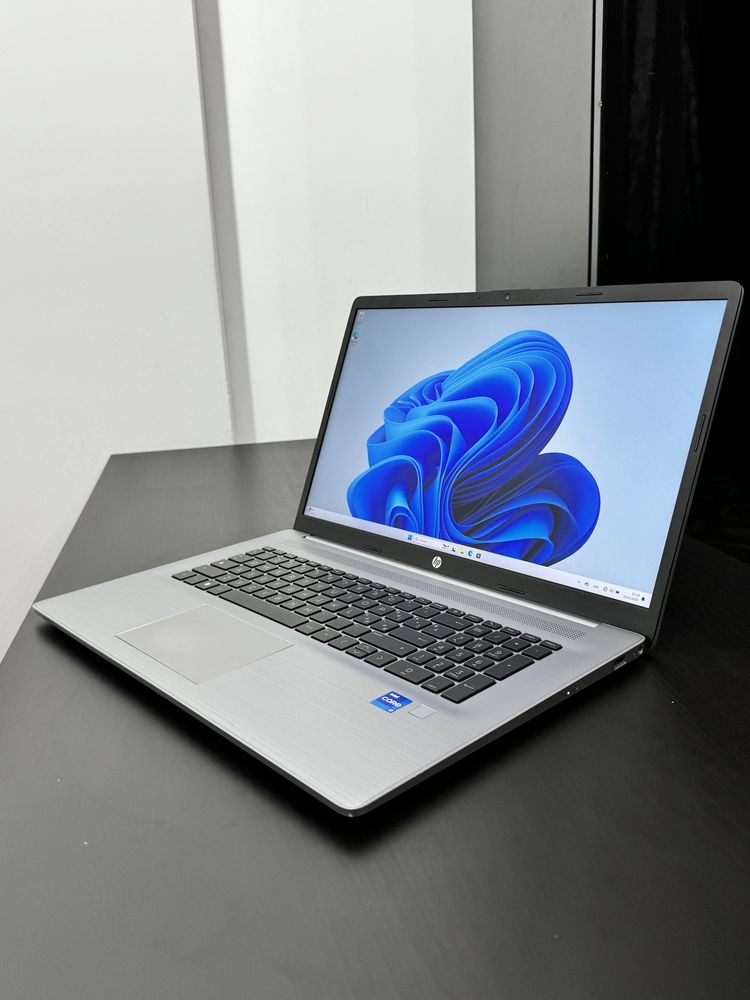 Hp 470 G9; I7-12gen