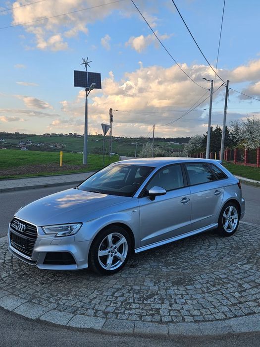 Audi A3 Sportback Audi A3 Quattro s-line