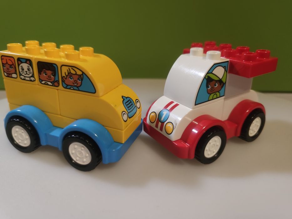 Lego Duplo dwa autka