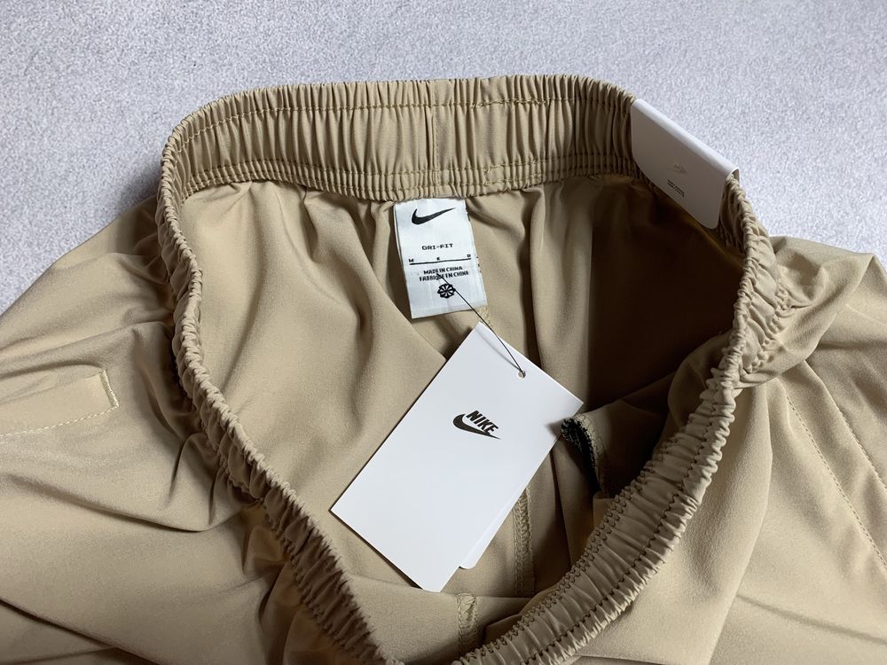 Шорти Nike Big Swoosh Beige