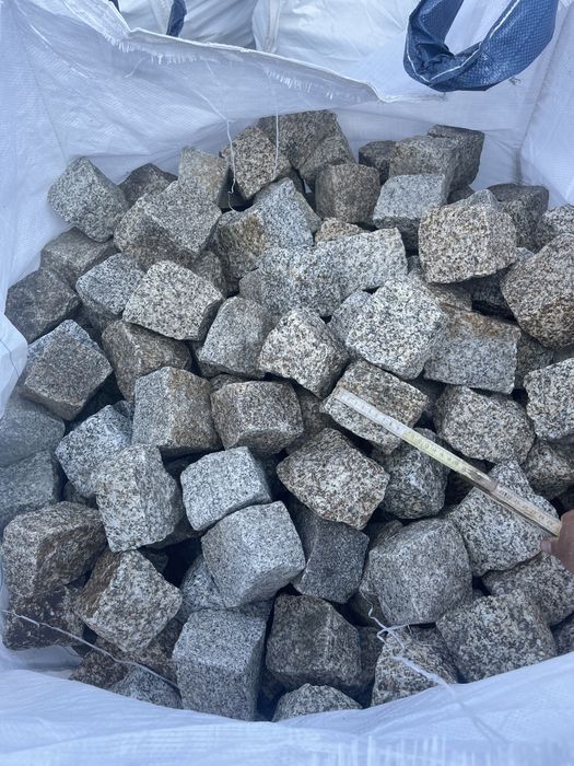 Kostka granitowa
