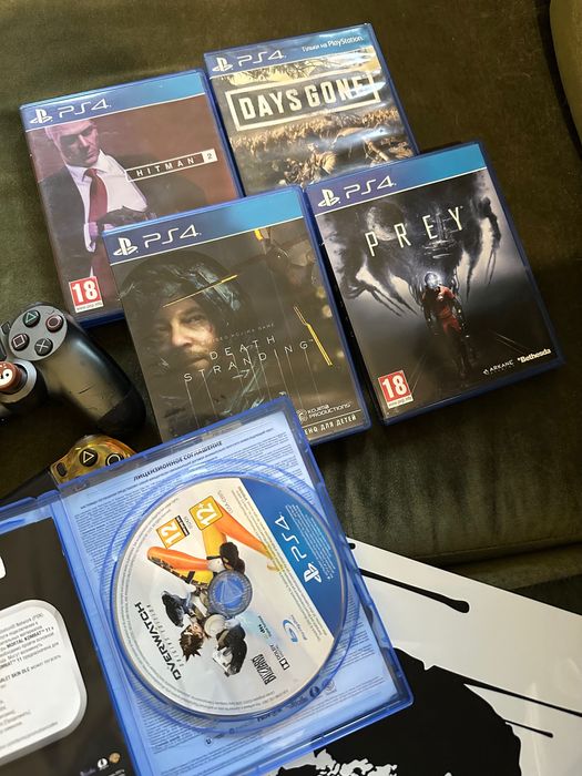 PlayStation 4 PRO Death Stranding Edition б у + 5 ігор та аксесуари