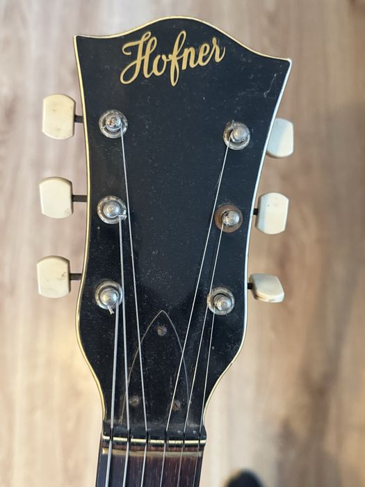 Gitara elektryczna elektroakustyczna jazzowa hofner