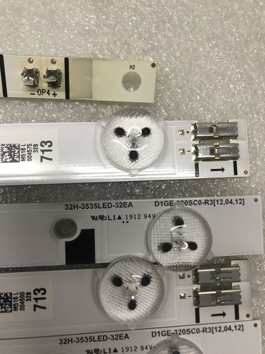Peças tv UE32EH4000 ecra partido