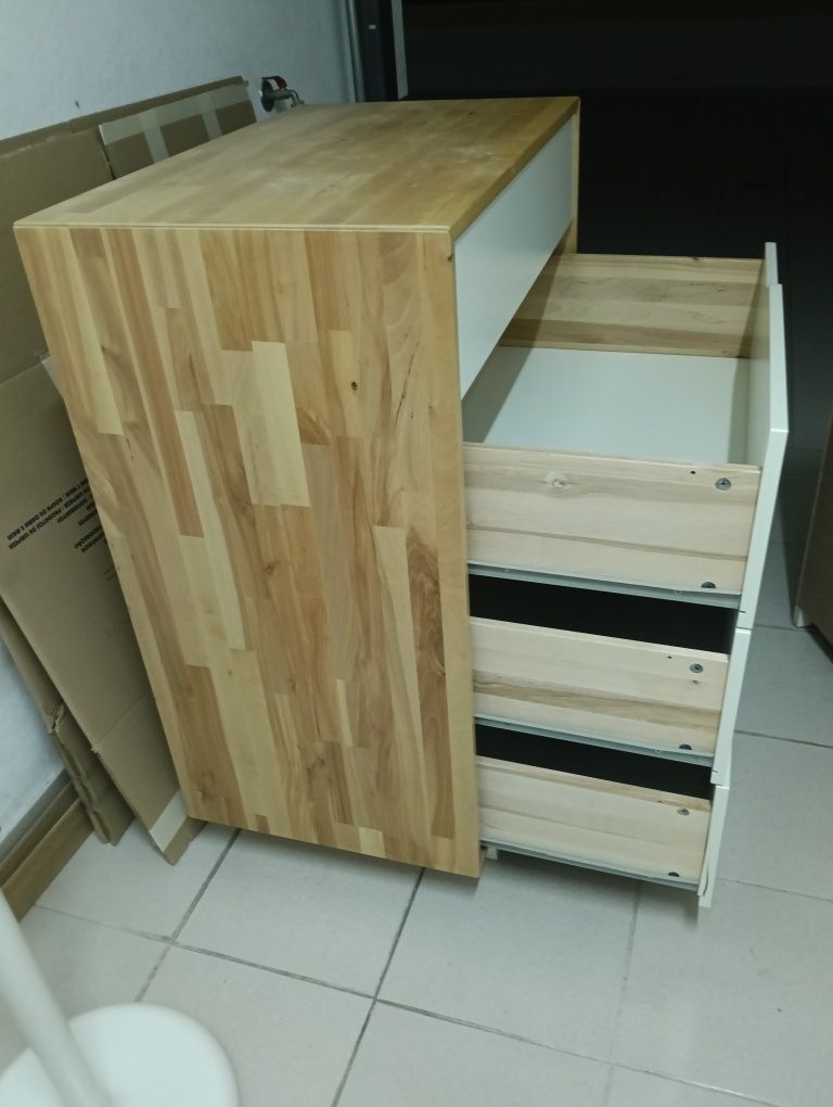 Cómoda Mandal Ikea