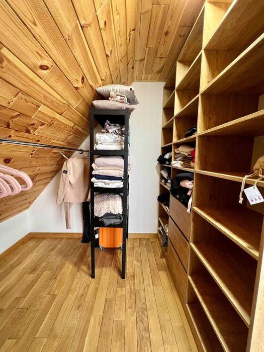 Продаж 2-поверхового будинку в Сололнці