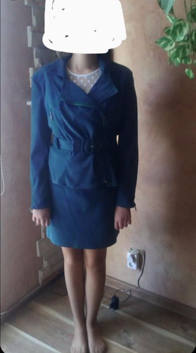 Komplet żakiet ze spódnicą